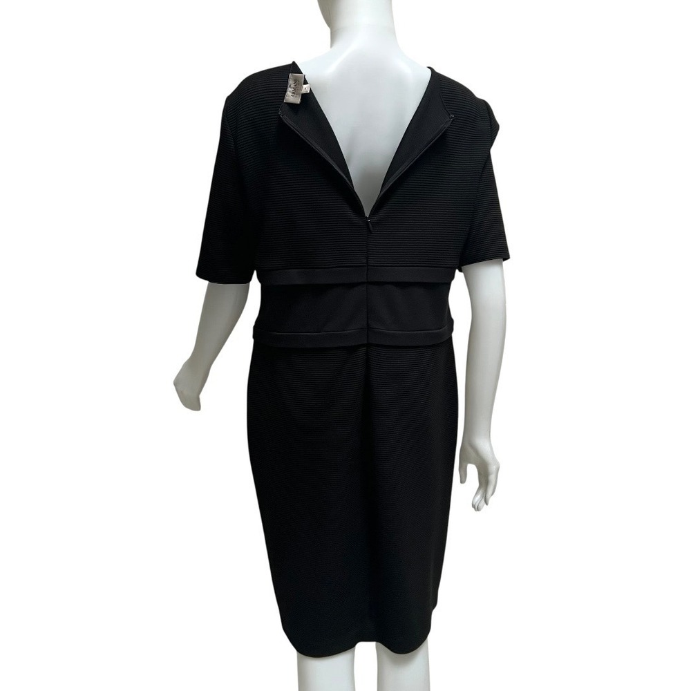 Armani Collezioni Black Ribbed Sheath Dress
Double Buckle Waist LBD Sz 14
Money - Picture 12 of 15